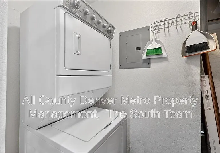 8707 E Florida Ave #605 — Photo 19
