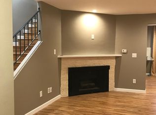 18550 Hatteras St, Tarzana, CA 91356