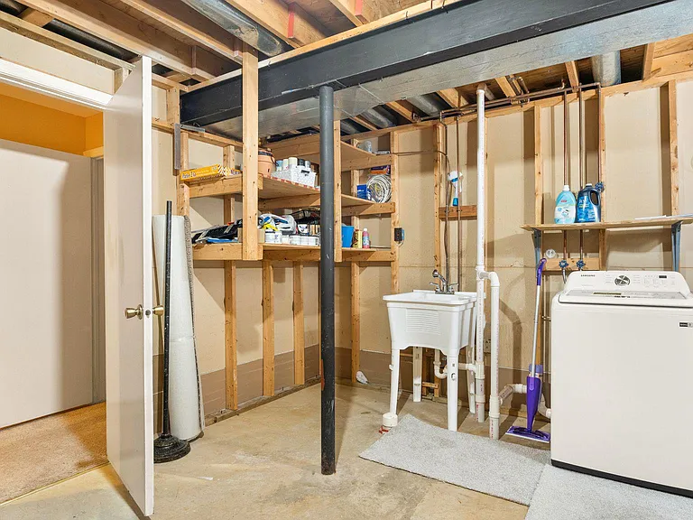 4453 Holly Ave — Photo 41