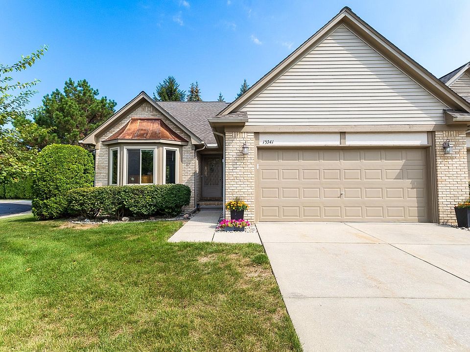 1st image of 15341 Pebble Pointe Dr
