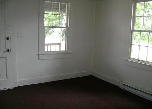 2nd image of 405 Culloden St