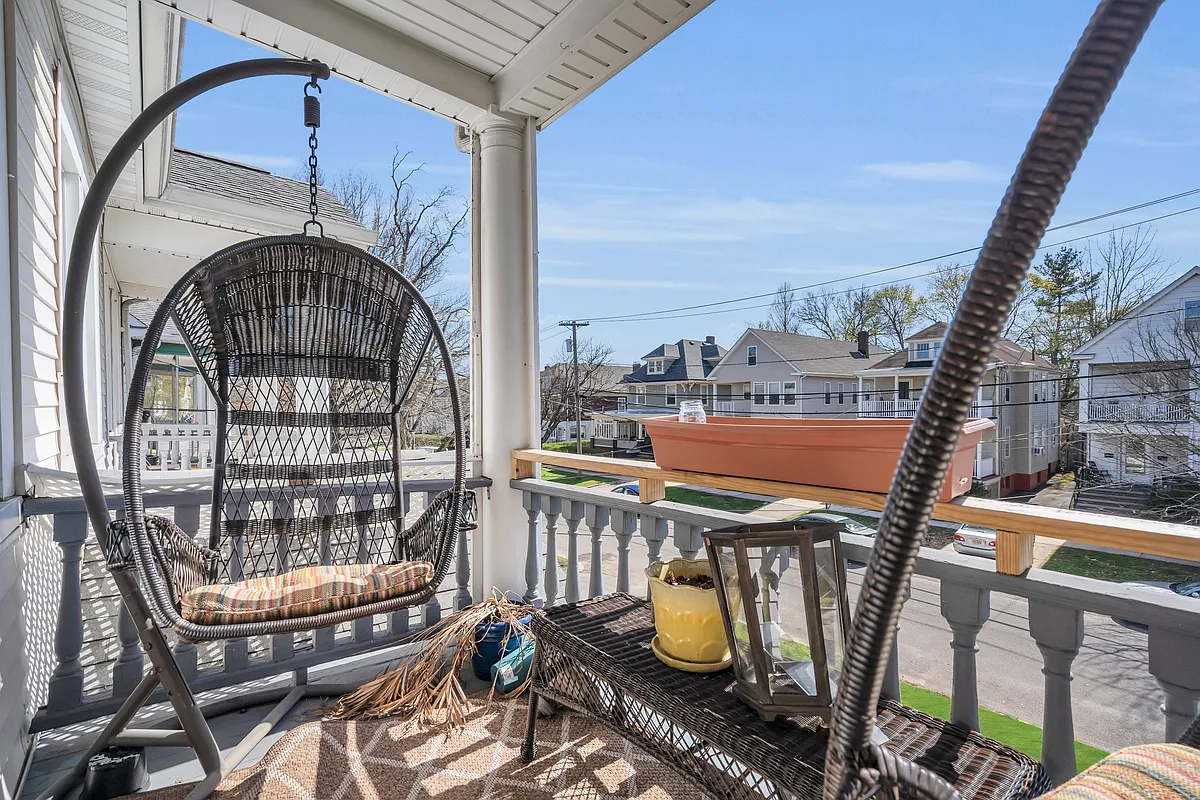 Building Photo - 209-211 S 4th Ave #209B
