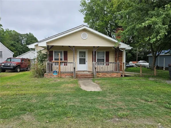 607 King St, Reidsville, NC 27320