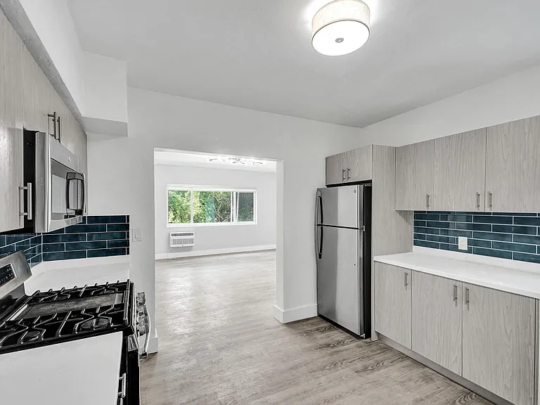 9200 East Bay Harbor Drive — Photo 28