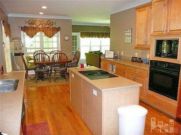 3rd image of 5131 Partha Ln