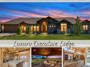 80 Hunters Drive, Galena, MO 65656