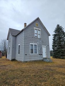 E560 CO RD 374, Carney, MI, 49812