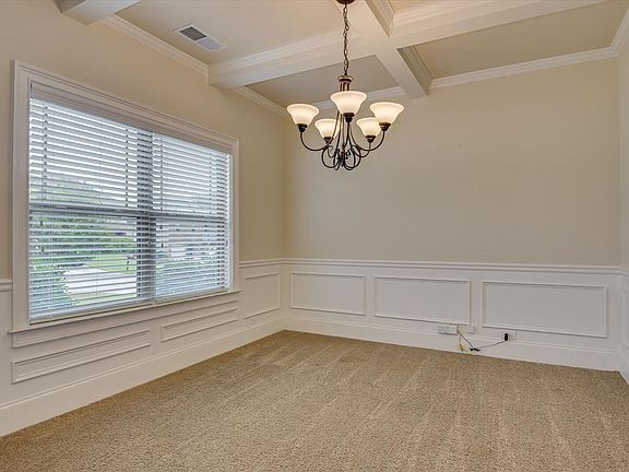 5th image of 2417 Sunflower Dr