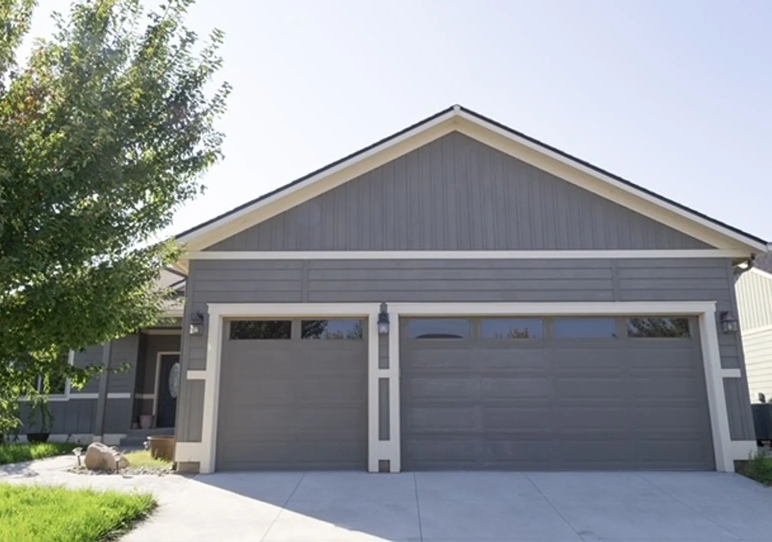 3 Bedrooms, 2 Bath House for Rent in Wenatchee — Photo 2