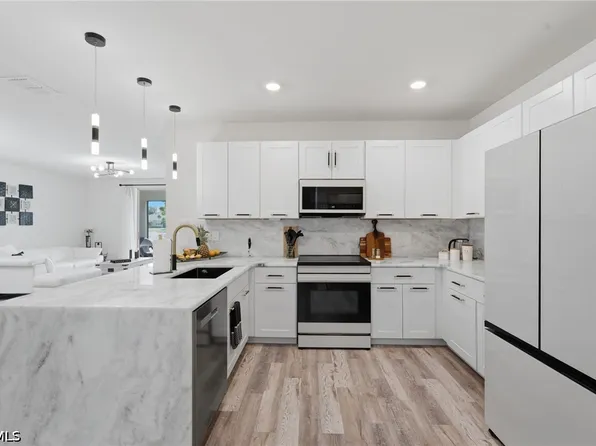 20652 Plumwood Loop, North Fort Myers, FL 33917