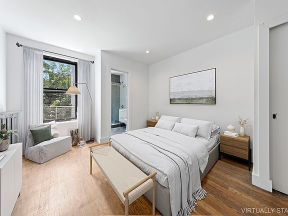 4th image of 166 E 104th St APT 8