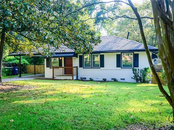 753 Commodore Dr NW, Atlanta, GA 30318