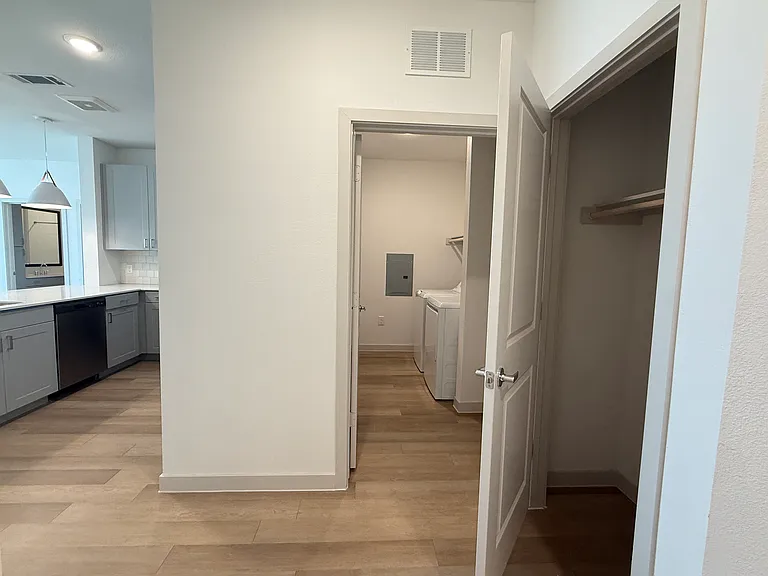 Anise Dr — Photo 9