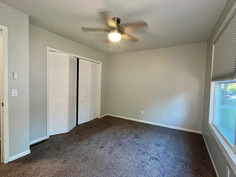 523 Cedar St NE #523 — Photo 11
