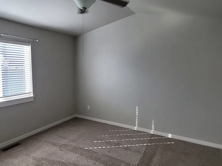 808 Foxglove Dr — Photo 9