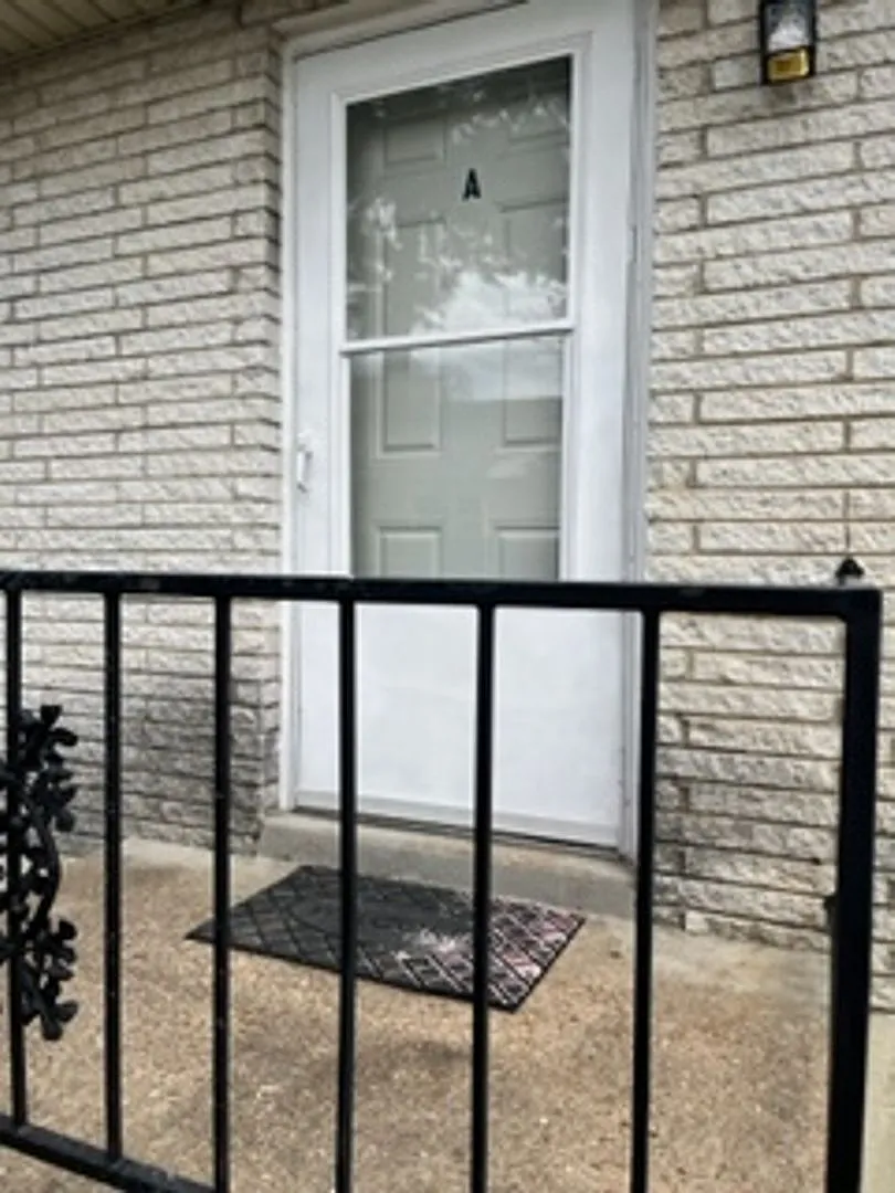 3505 Keystone Avenue — Photo 4