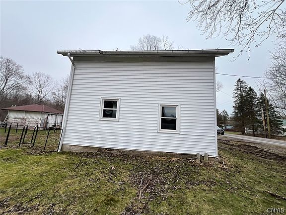 2nd image of 1953 Lamson Rd