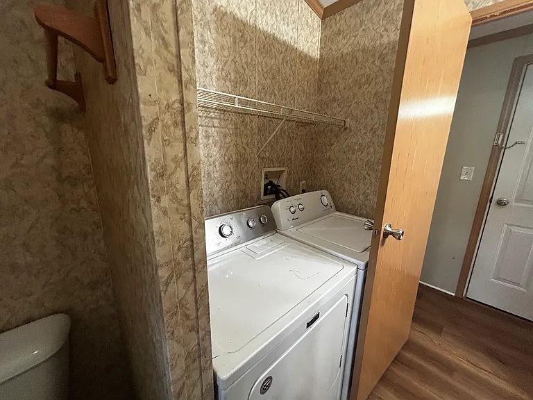 904 Middleway Pike — Photo 10