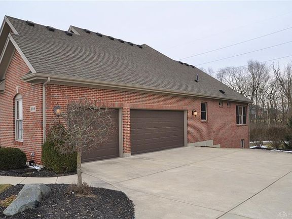 2nd image of 698 Burnside Dr