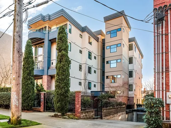 21 W Comstock St Unit 102, Seattle, WA 98119