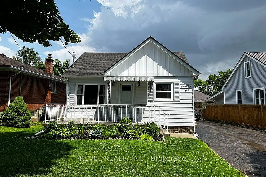 2 bed, $2,150 — Photo 2