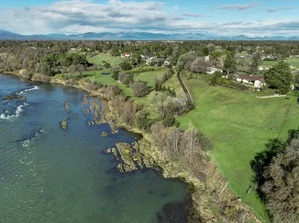 6426 Park Ridge Dr, Anderson, CA 96007