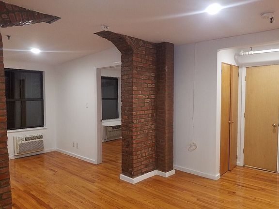 3rd image of 325 W 30th St APT A2