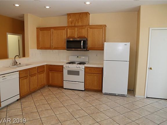 5th image of 5000 Hadley Meadow Ct