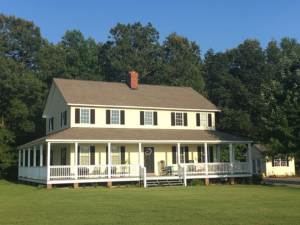1st image of 3009 Royal Virginia Pkwy