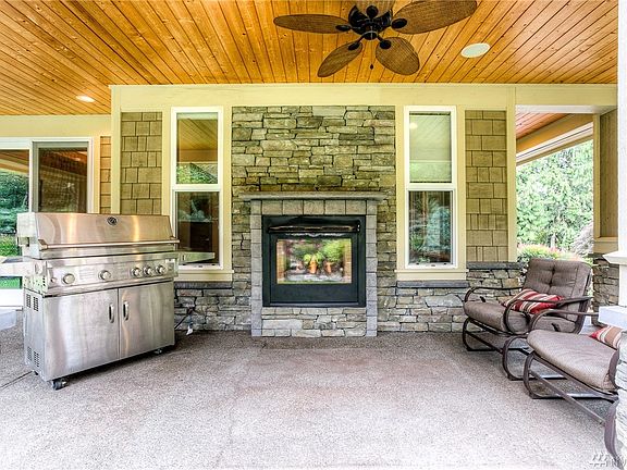 5th image of 302 118th Avenue Ct E