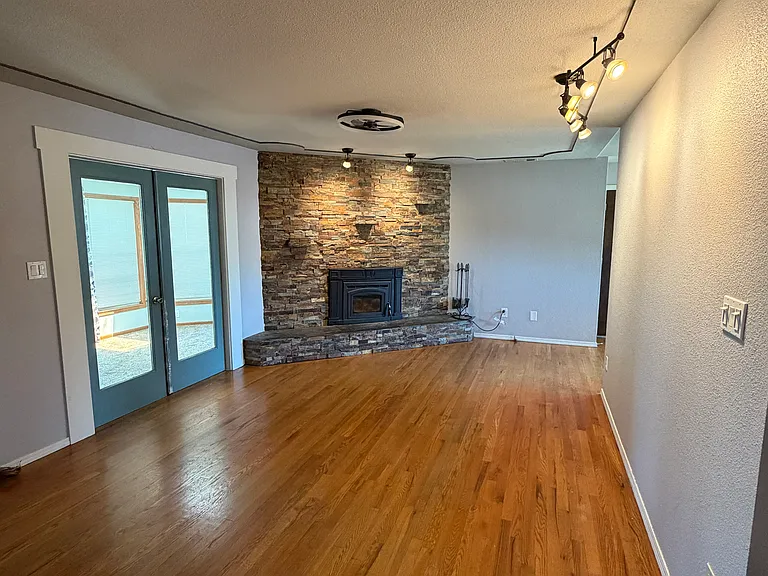 5926 Sierra Dr — Photo 13