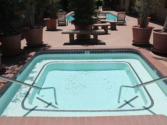 3rd image of 2501 W Redondo Beach Blvd APT 102