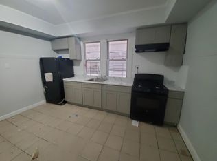 210 6th Ave W #2M, Newark, NJ 07107