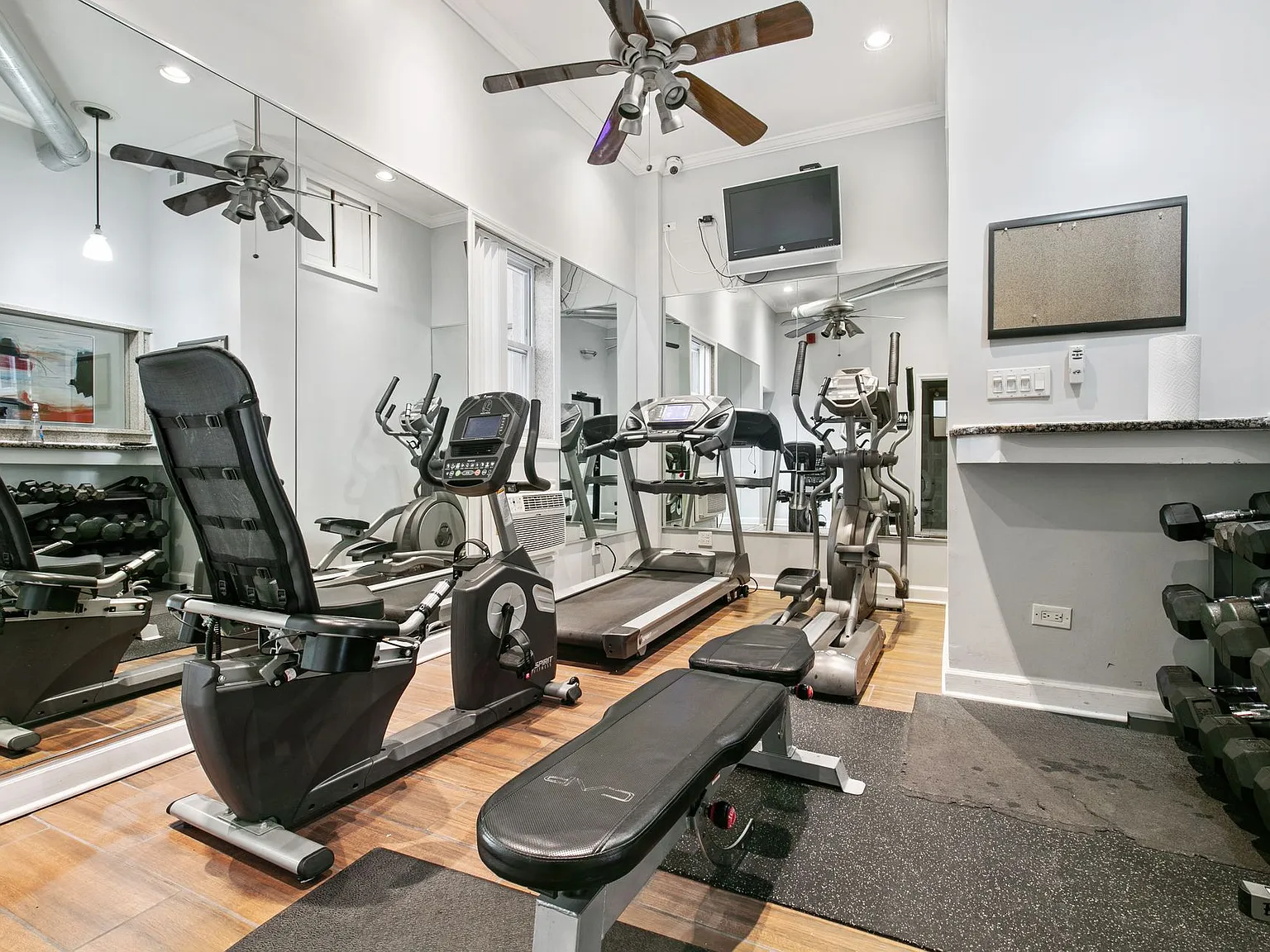 The Legacy HB at Clarendon Park — Photo 4