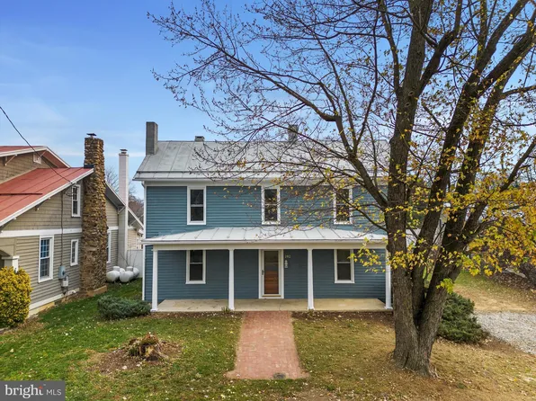 202 Shenandoah Ave, Edinburg, VA 22824