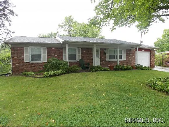 512 Florida Dr photo 1