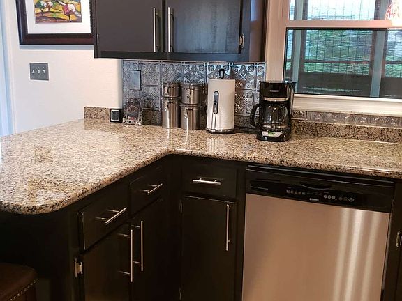 5th image of 2726 Orange Grove Dr