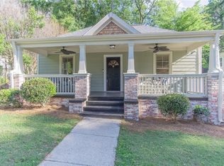 1960 Cambridge Ave, College Park, GA 30337