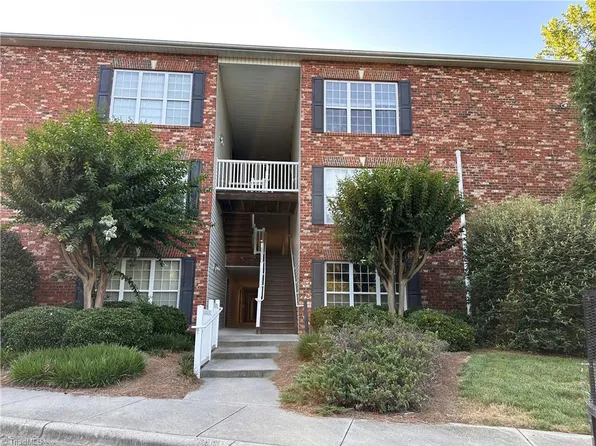 5236 Hilltop Rd Unit 108, Greensboro, NC 27282