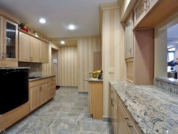 4th image of 10 Smith Manor Blvd APT 812