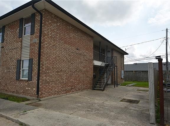 3rd image of 3205 Golden Dr