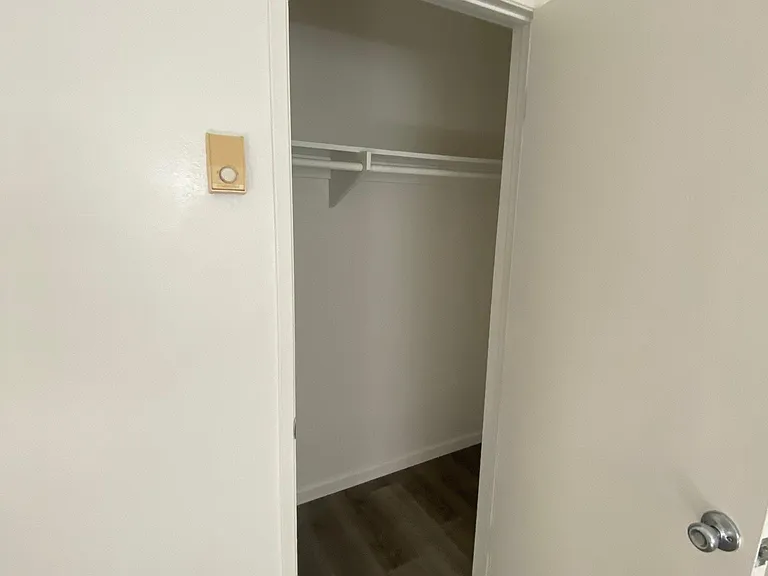 635 Emory St #6 — Photo 19