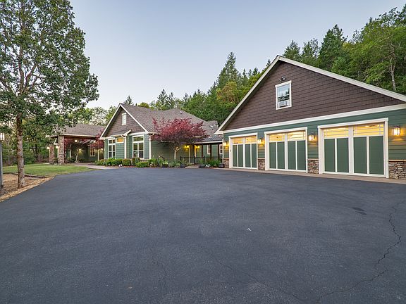 5th image of 1321 Falcon Crest Ln