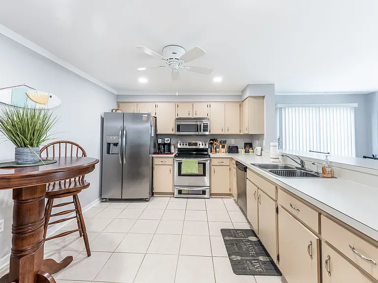 1477 Park Beach Cir #11 — Photo 30