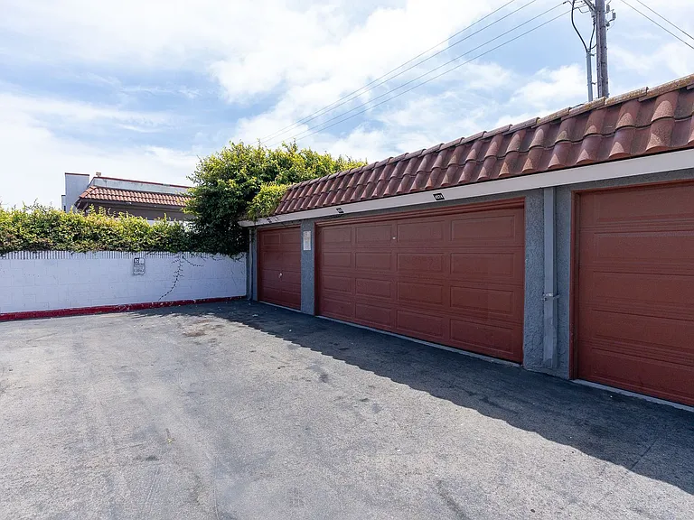 4578 Saviers Rd — Photo 23