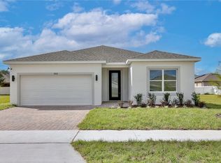 2044 Sloans Outlook Dr, Groveland, FL 34736
