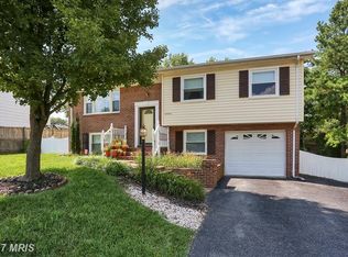 13351 Kingsman Rd, Woodbridge, VA 22193