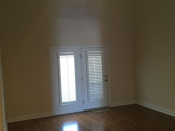 4th image of 54 Chittomwood Dr #54