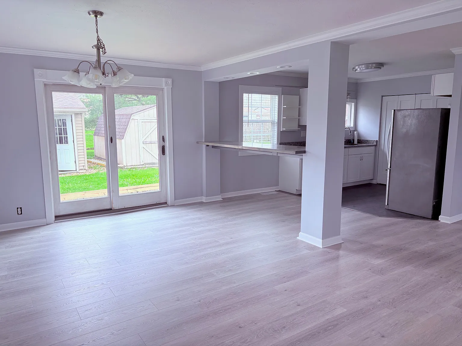 3 bed, 1152 sqft, $1,850 — Photo 3