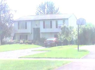 60 Huntington Pkwy, Hamlin, NY 14464